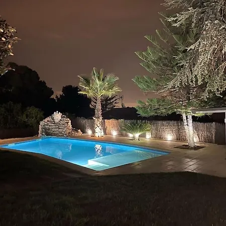 Casa A 20km De Barcelona Con Sauna Y Piscina Privada Fontpineda Holiday home *