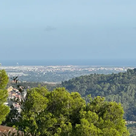 Holiday home Casa A 20km De Barcelona Con Sauna Y Piscina Privada Fontpineda