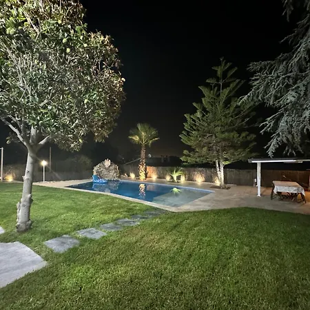 Holiday home Casa A 20km De Barcelona Con Sauna Y Piscina Privada Fontpineda Palleja