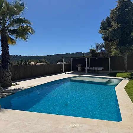 Casa A 20km De Barcelona Con Sauna Y Piscina Privada Fontpineda Holiday home Palleja