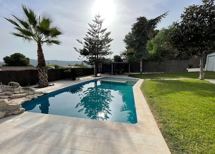 Casa Con Jardin, Sauna, Piscina Privada Y Naturaleza Cerca De Barcelona Prázdninový dům Pallejá