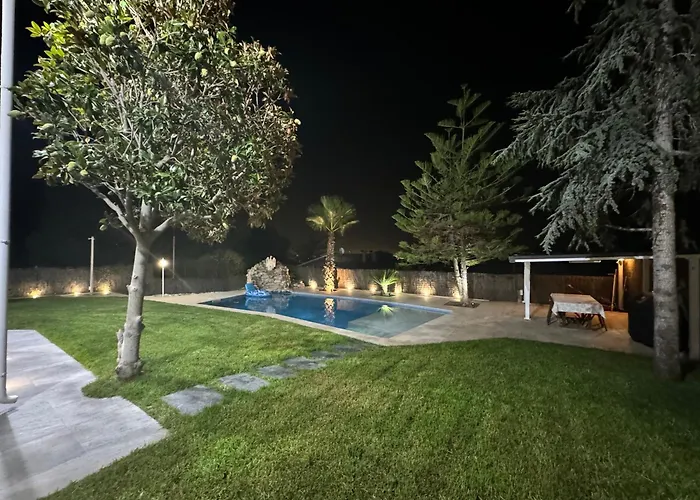 Prázdninový dům Casa Con Jardin, Sauna, Piscina Privada Y Naturaleza Cerca De Barcelona Pallejá