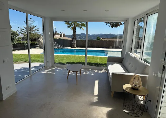 Prázdninový dům Casa Con Jardin, Sauna, Piscina Privada Y Naturaleza Cerca De Barcelona *