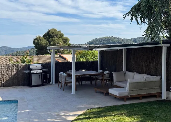 Prázdninový dům Casa Con Jardin, Sauna, Piscina Privada Y Naturaleza Cerca De Barcelona Pallejá
